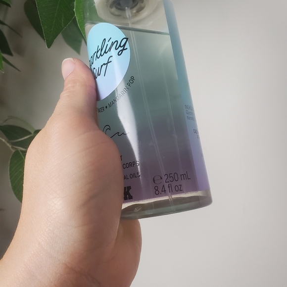 💙 Sparkling Surf Victoria's Secret PINK 8.4oz Coconut Water Mandrin Pop - Picture 4 of 5